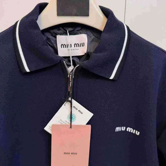 MIUMIU SS25 Knit Cotton Logo Fitted Jacket for Women - Picture 4 of 4